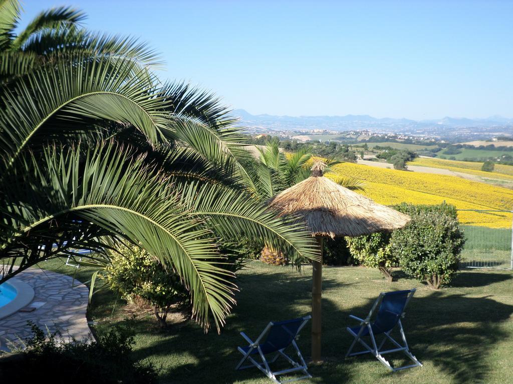 Bed And Breakfast " Il Tesoro Di Mario " Falconara Marittima Extérieur photo