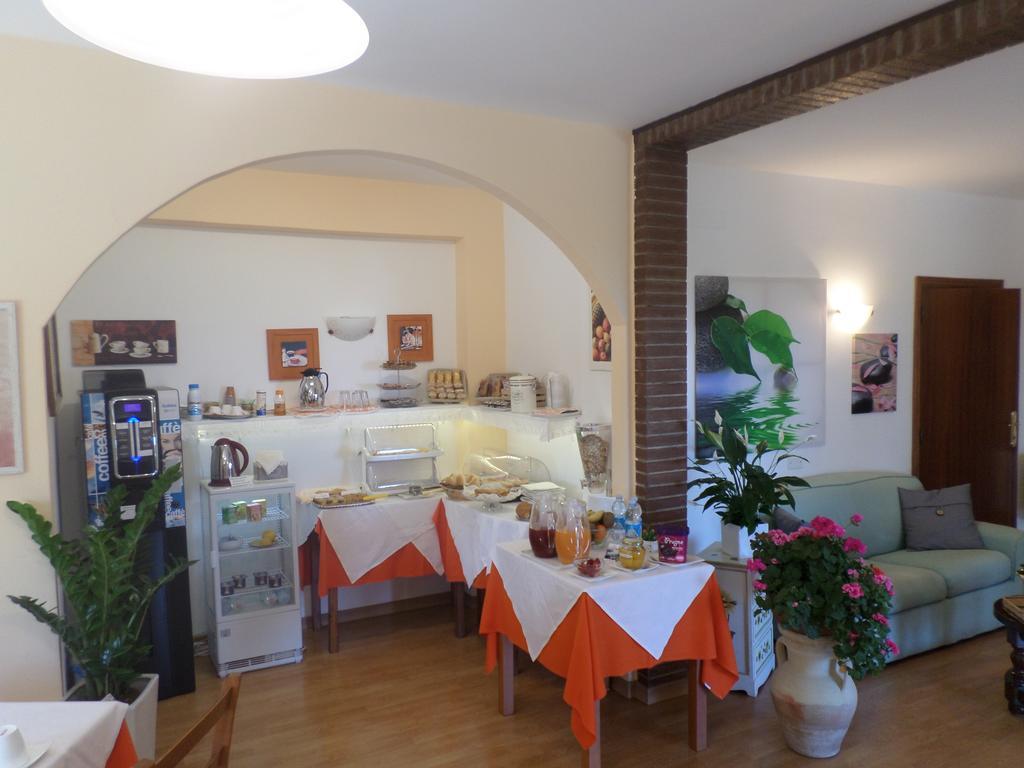Bed And Breakfast " Il Tesoro Di Mario " Falconara Marittima Extérieur photo